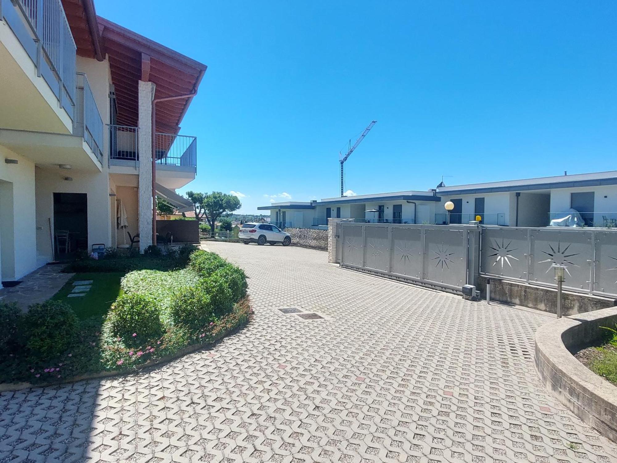 Apartment Brezza Di Lago - Regarda Travel ลาซีเซ ภายนอก รูปภาพ